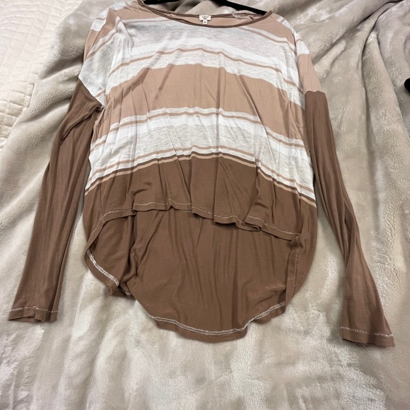 Wilfred lose T in size M. - Picture 3 of 4